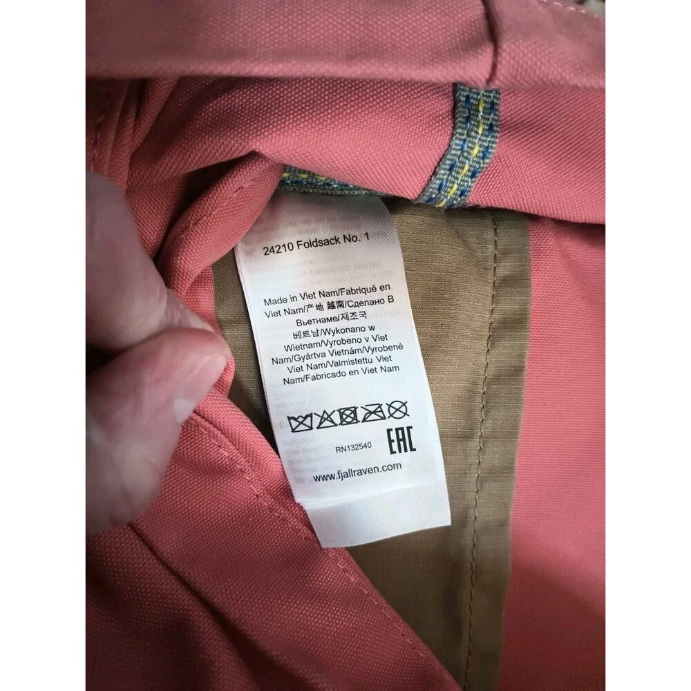 Fjallraven Foldsack No 1 Satchel Backpack Vinyl Pink Outdoor School Hiking - Picture 14 of 16